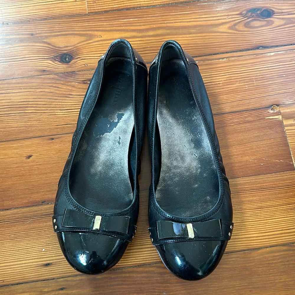 Cole Haan - Nike Air - Size 9, Black Leather/Patent Leather, Bow Flats